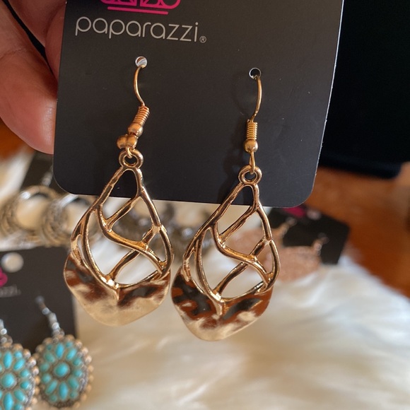 Everything must go sale - Picture 4 of 11